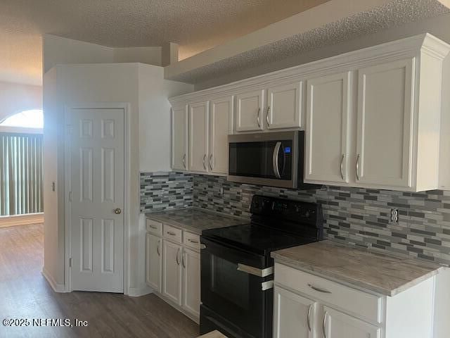 2095 WILLESDON Drive E, Jacksonville, FL 32246