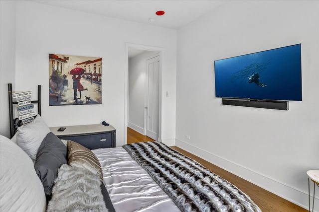 21 N May Street 501, Chicago, IL 60607