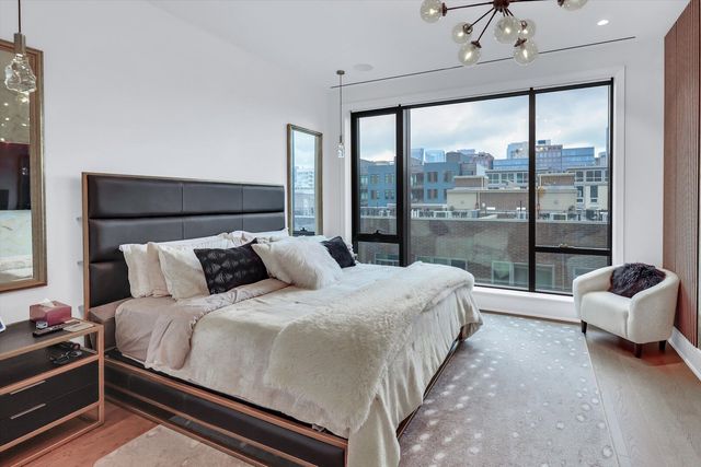 21 N May Street 501, Chicago, IL 60607