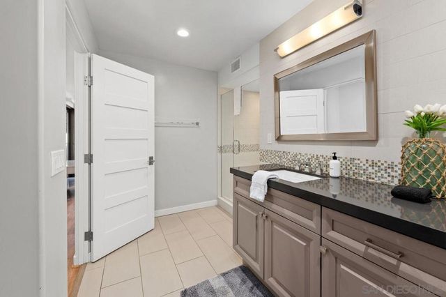 6639 La Jolla blvd, San Diego, CA 92037