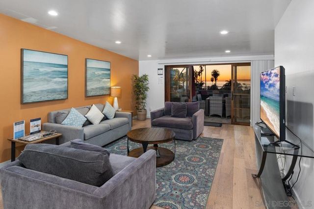 6639 La Jolla blvd, San Diego, CA 92037