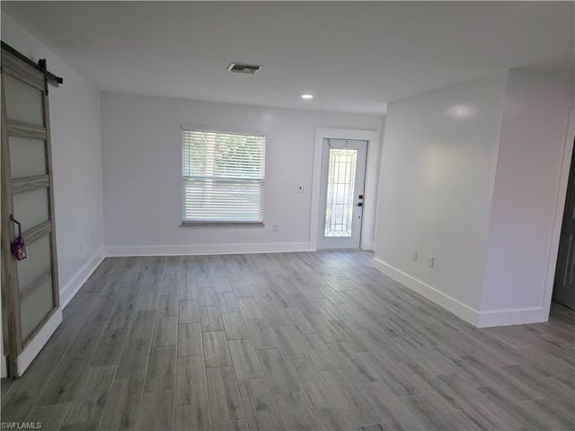 4474 E Riverside DR, Fort Myers, FL 33905