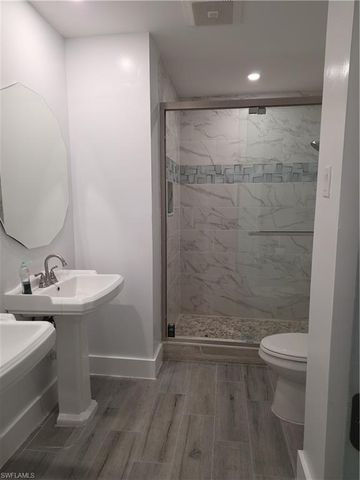 4474 E Riverside DR, Fort Myers, FL 33905