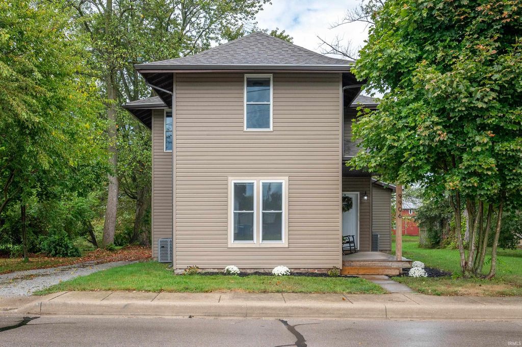 9906 E Jackson Street, Selma, IN 47383