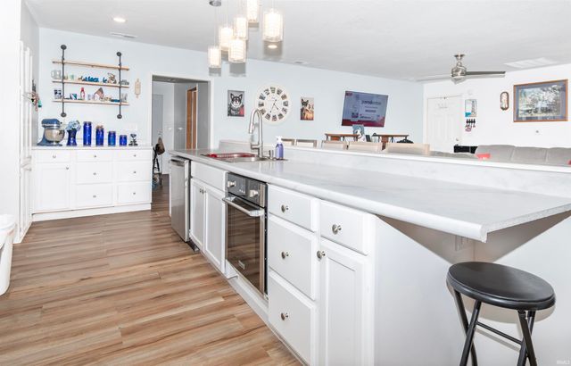 1315 Garden Street, Kendallville, IN 46755