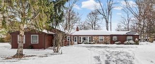 324 W Mcpherson Avenue, Findlay, OH 45840