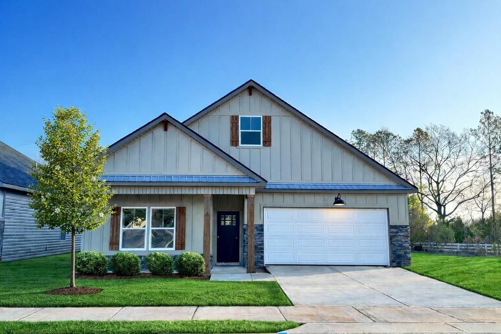 209 S Bend Avenue, Dothan, AL 36301
