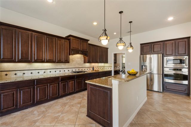 7117 Argonne Trail, Sugar Land, TX 77479