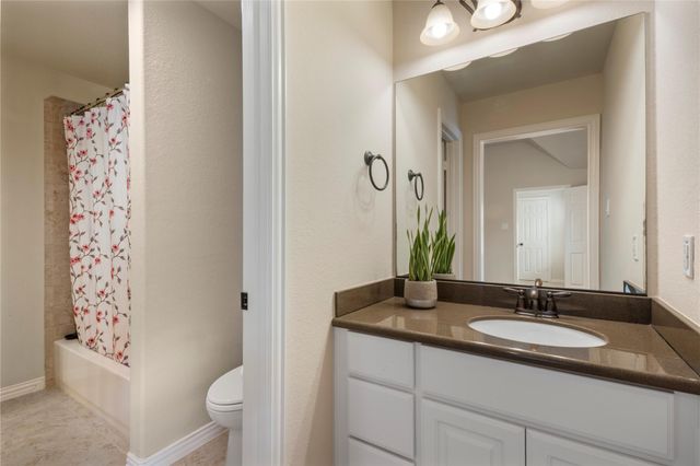 7117 Argonne Trail, Sugar Land, TX 77479