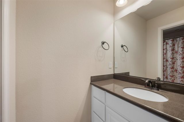 7117 Argonne Trail, Sugar Land, TX 77479