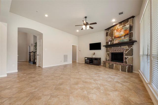 7117 Argonne Trail, Sugar Land, TX 77479