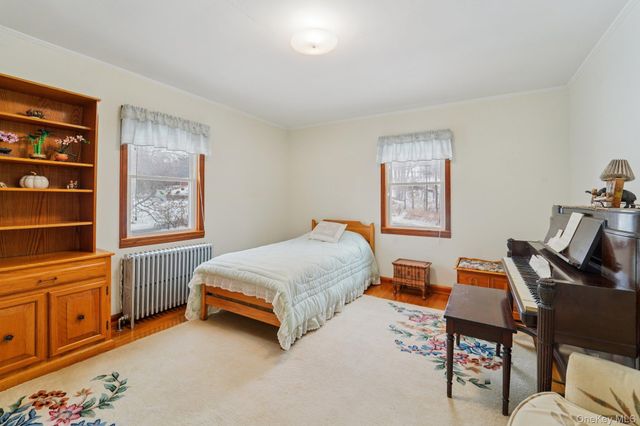 350 Barrett Hill Road, Mahopac, NY 10541