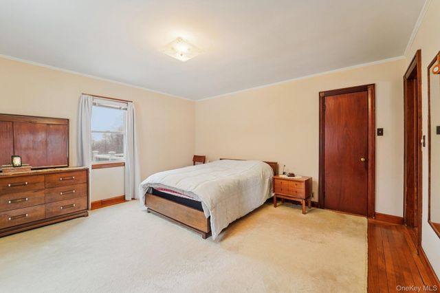 350 Barrett Hill Road, Mahopac, NY 10541