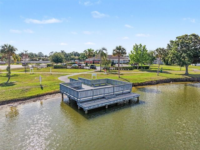 5406 MEADSTONE CT, Tampa, FL 33624