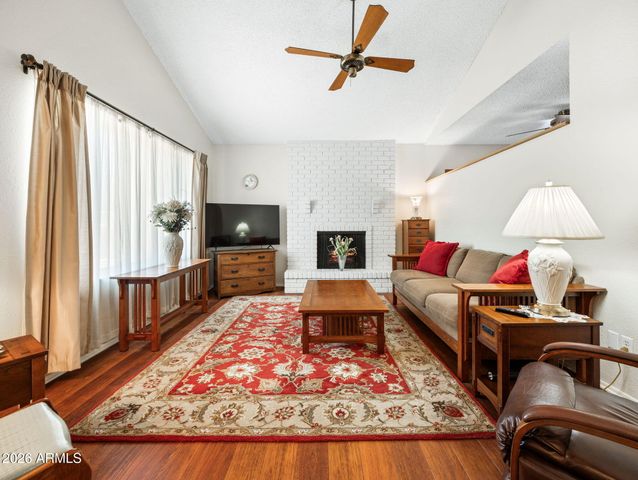 4604 W GARDENIA Avenue, Glendale, AZ 85301
