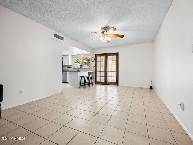 4604 W GARDENIA Avenue, Glendale, AZ 85301