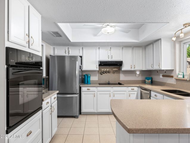 4604 W GARDENIA Avenue, Glendale, AZ 85301
