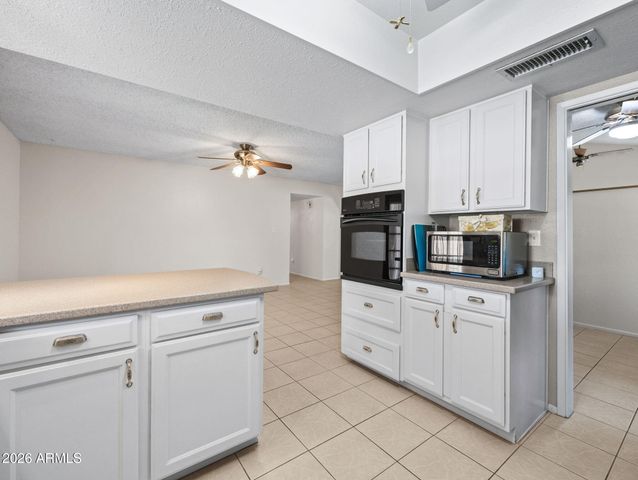 4604 W GARDENIA Avenue, Glendale, AZ 85301