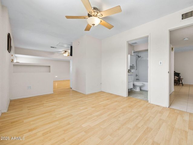 4604 W GARDENIA Avenue, Glendale, AZ 85301