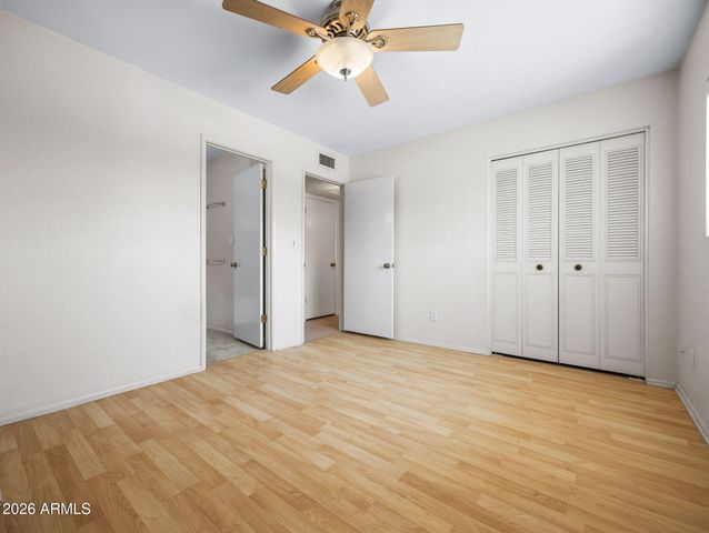 4604 W GARDENIA Avenue, Glendale, AZ 85301