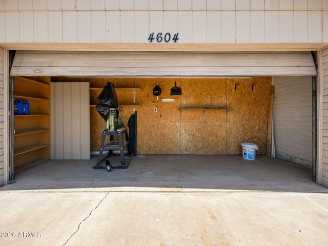 4604 W GARDENIA Avenue, Glendale, AZ 85301