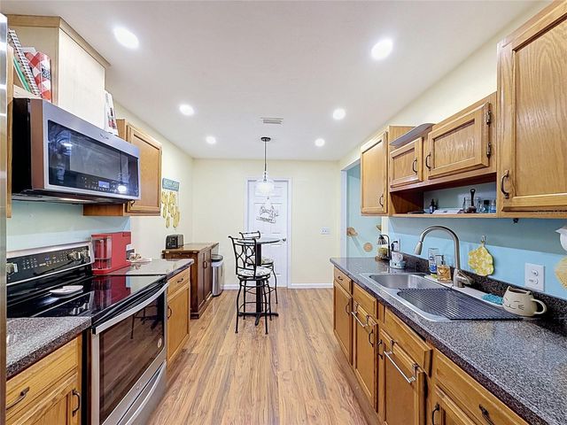 5253 W ROCHELLE STREET, Homosassa, FL 34446
