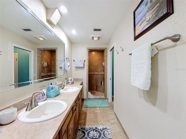 5253 W ROCHELLE STREET, Homosassa, FL 34446