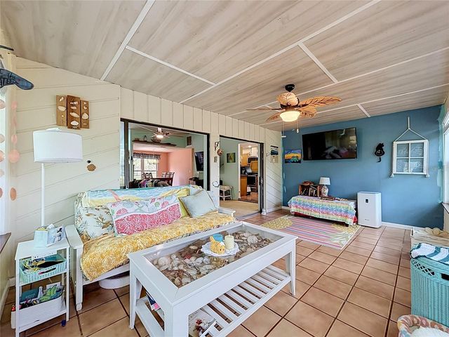 5253 W ROCHELLE STREET, Homosassa, FL 34446