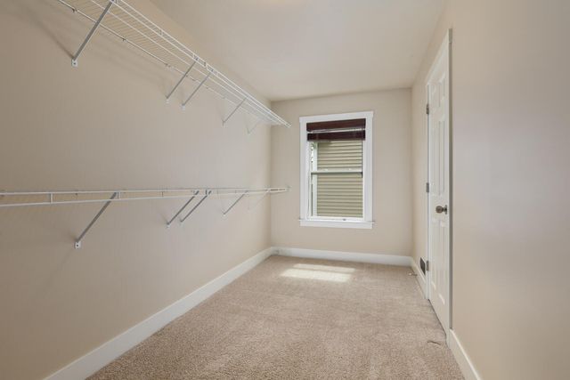 6605 Moss Lake Drive, Hudsonville, MI 49426