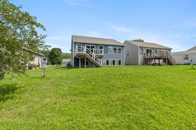 6605 Moss Lake Drive, Hudsonville, MI 49426