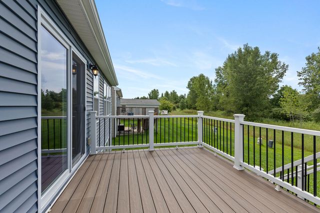 6605 Moss Lake Drive, Hudsonville, MI 49426