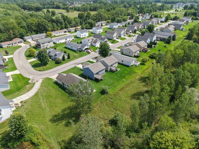 6605 Moss Lake Drive, Hudsonville, MI 49426