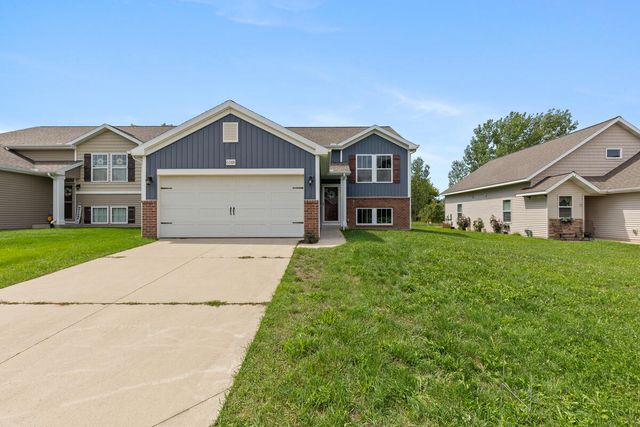 6605 Moss Lake Drive, Hudsonville, MI 49426