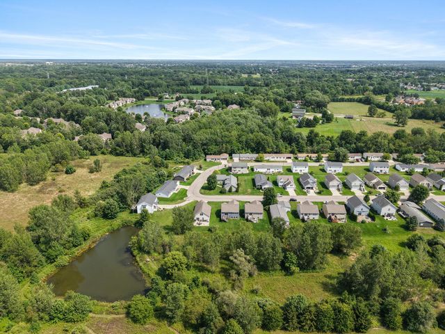 6605 Moss Lake Drive, Hudsonville, MI 49426