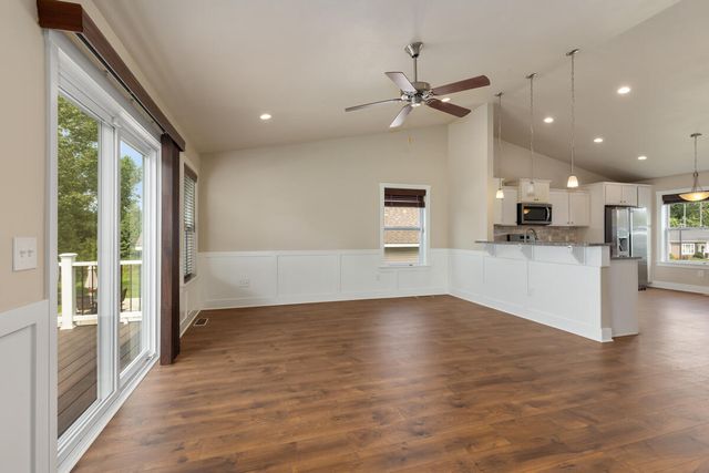 6605 Moss Lake Drive, Hudsonville, MI 49426