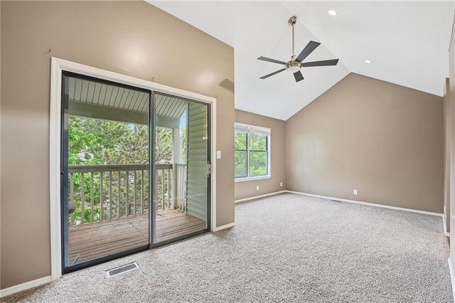 8861 W 106th Terrace, Overland Park, KS 66212