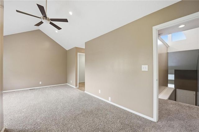 8861 W 106th Terrace, Overland Park, KS 66212