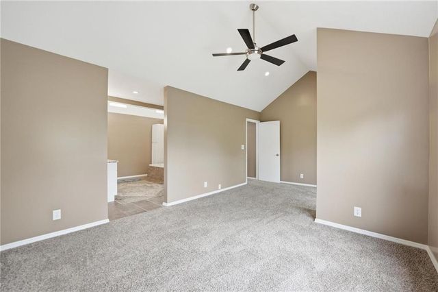 8861 W 106th Terrace, Overland Park, KS 66212