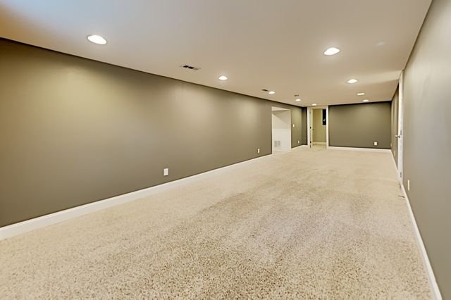 534 Whispering Hills Dr, Nashville, TN 37211