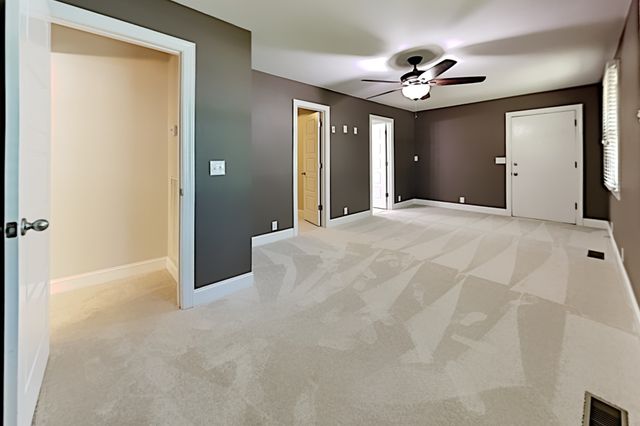 534 Whispering Hills Dr, Nashville, TN 37211