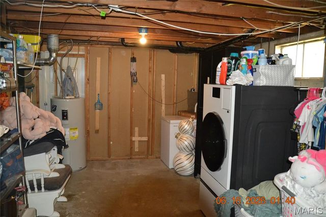 209 Meadowbrook Drive, Farmington, MO 63640