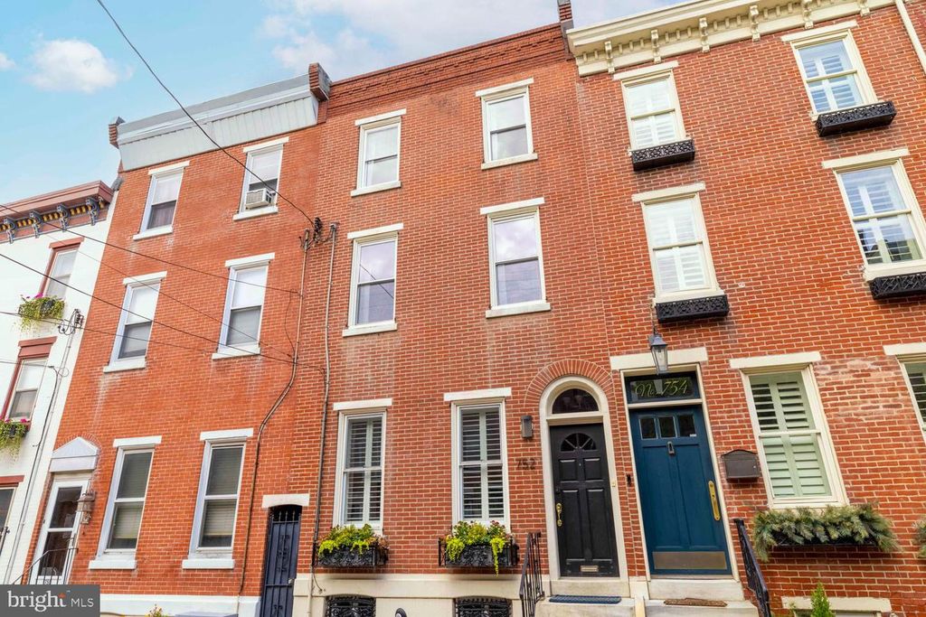 752 N 24TH ST, PHILADELPHIA, PA 19130 — photo 2