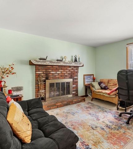 5 Forrest Rd, Westford, MA 01886