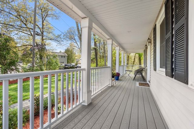 5 Forrest Rd, Westford, MA 01886