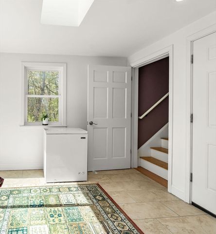 5 Forrest Rd, Westford, MA 01886