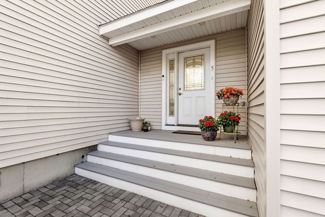 5 Forrest Rd, Westford, MA 01886