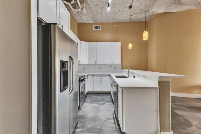 2323 Polk Street 205, Houston, TX 77003