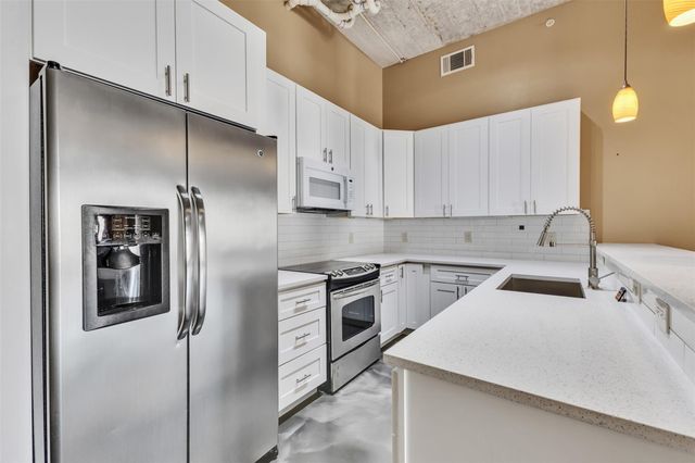2323 Polk Street 205, Houston, TX 77003