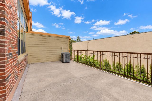 2323 Polk Street 205, Houston, TX 77003