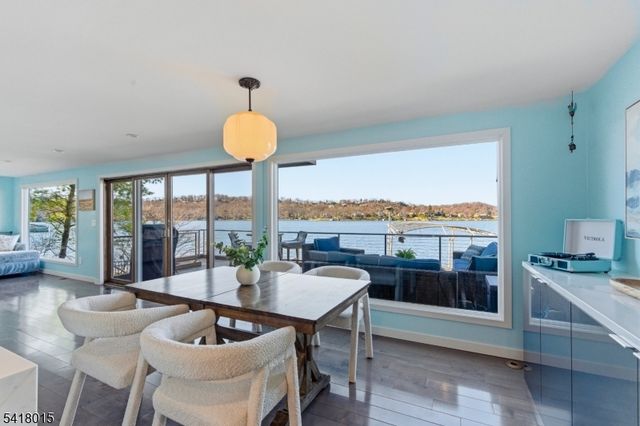 9 Balsam Pkwy, Sparta Twp., NJ 07871